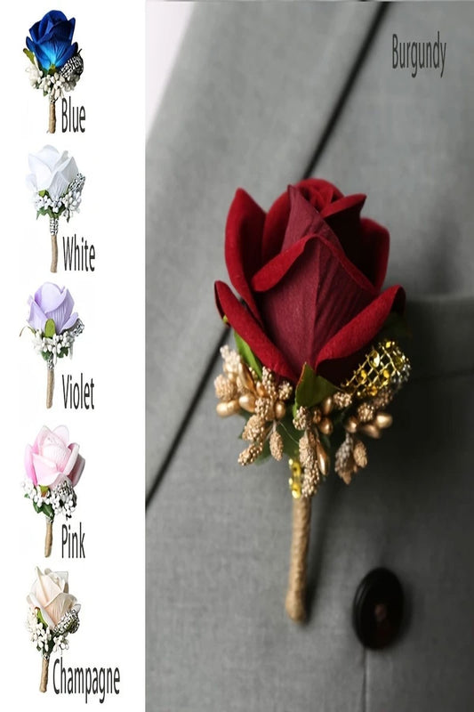 Velvet Rose Anstecknadel – Eine Boutonniere, die mit ihrer Eleganz einen Unterschied macht