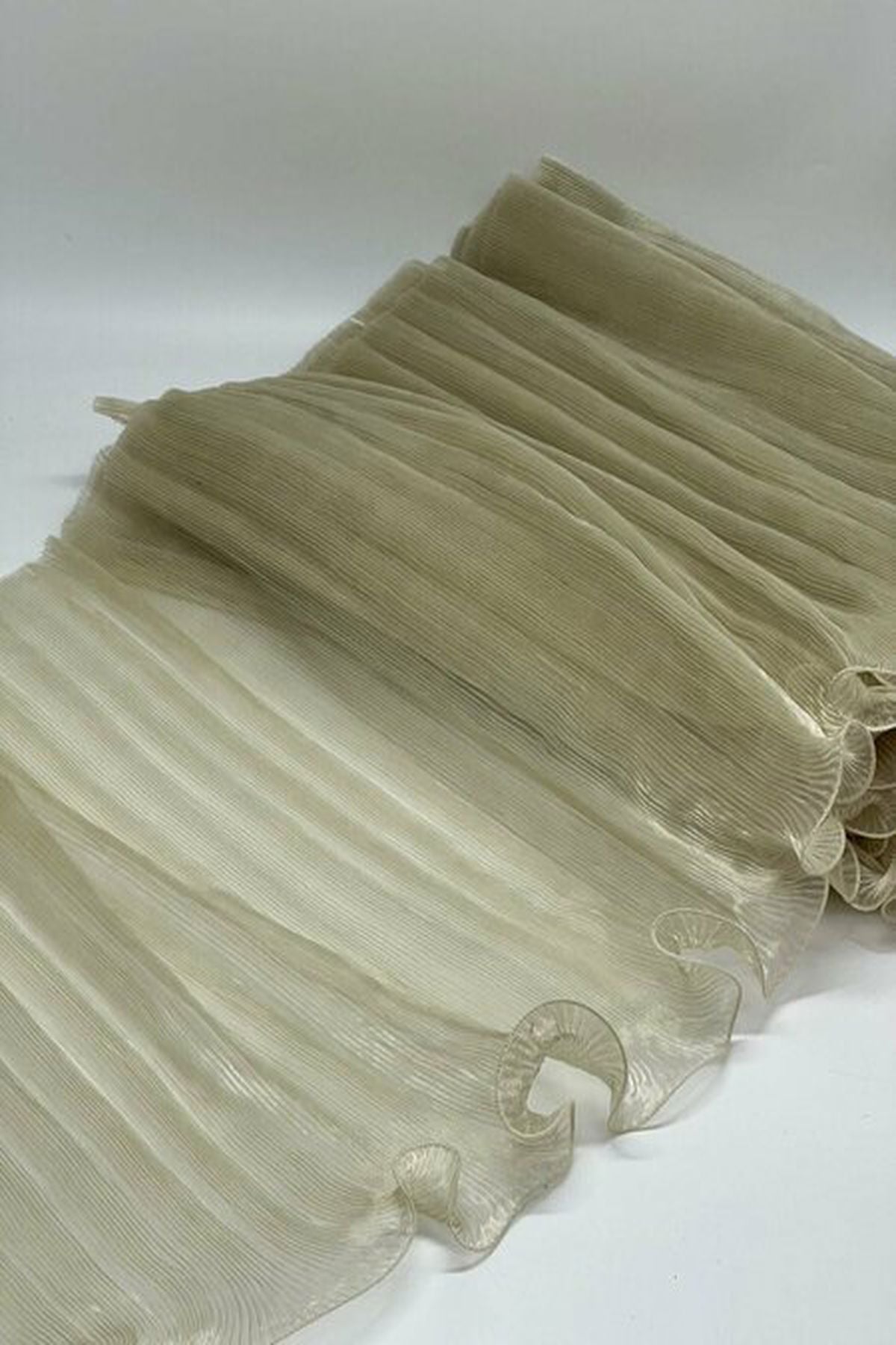 Gelin Çiçeği Sarma Tülü 10 mt   , Fırfırlı Gelin Çiçeği Sarma Tülü Paket