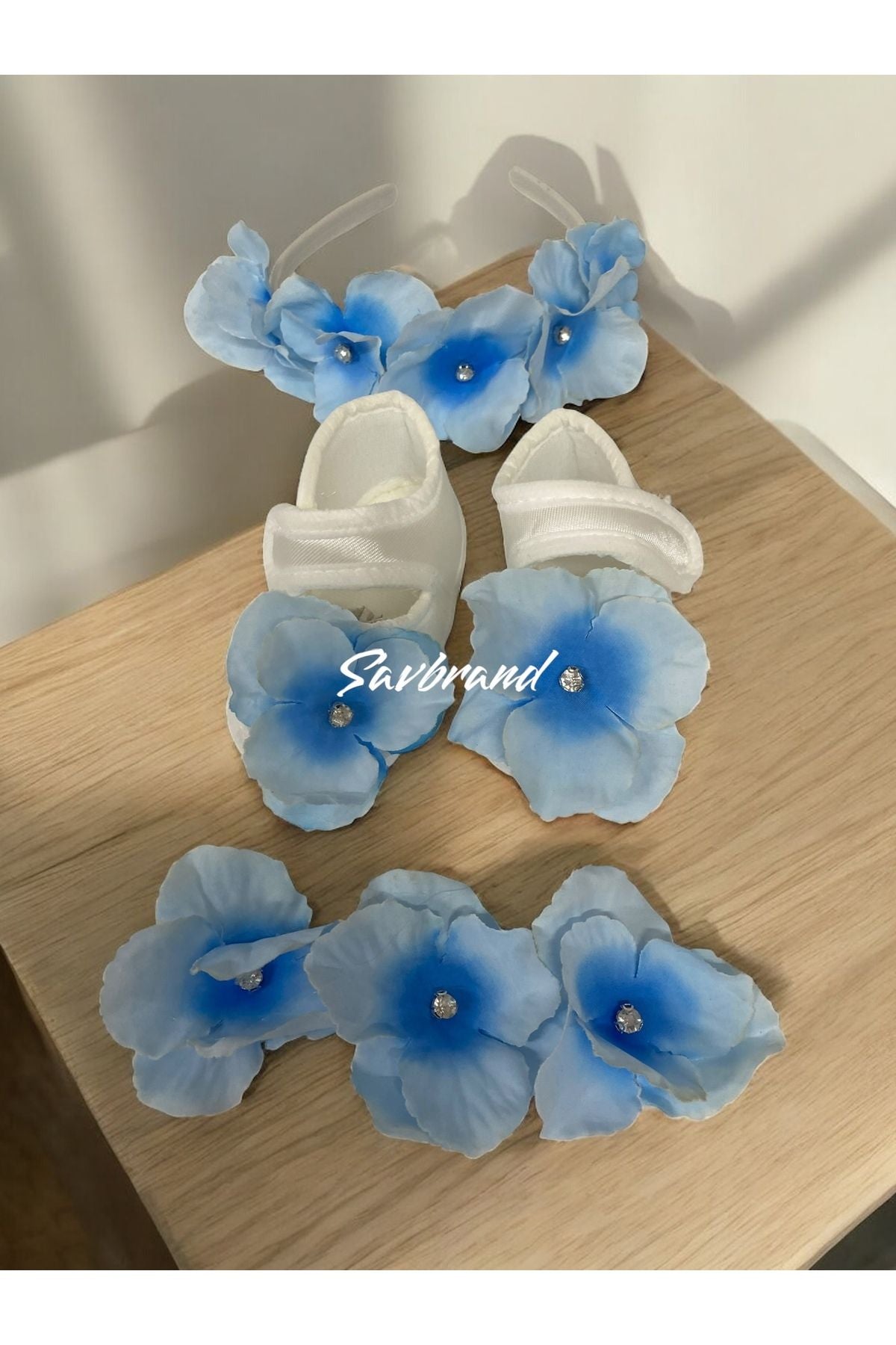 Ortancalı Lohusa Anne Tacı Bandanası ve Bebek Patiği