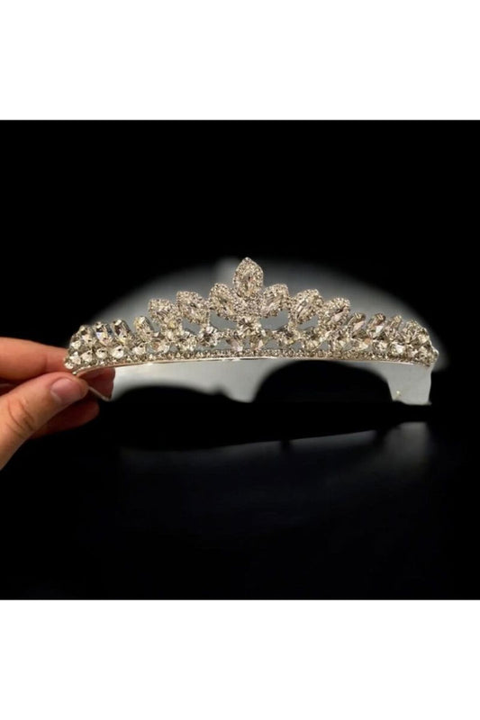 Weiße Brautkrone mit Zirkonia-Steindetail – Henna-Nacht & Hochzeitsaccessoire