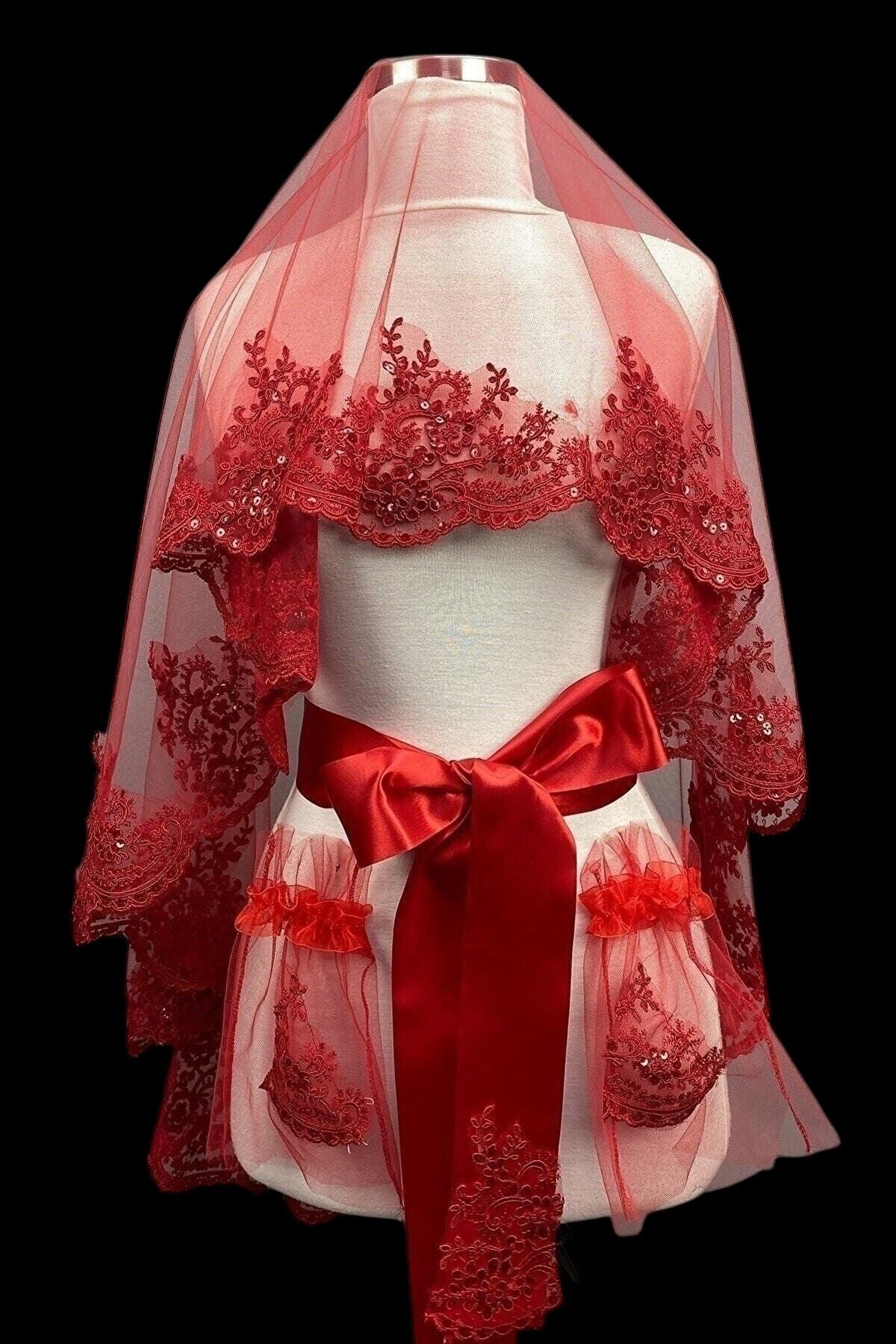 Kırmızı Kına Örtüsü Takımı – Güpürlü Duvak ile Tam Set