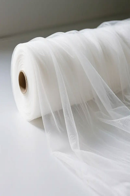 White Dream Tüllstoff 1m – Eleganz für Mode und Dekoration