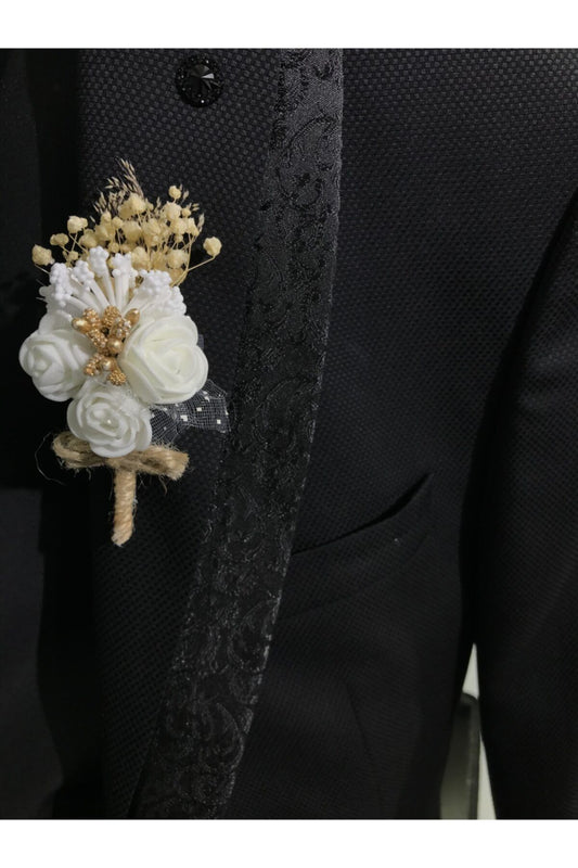 Weiße Boutonniere