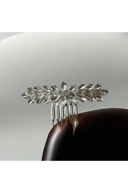 Elegante Silberschnalle – Brautaccessoire mit Shuttle-Steindetail