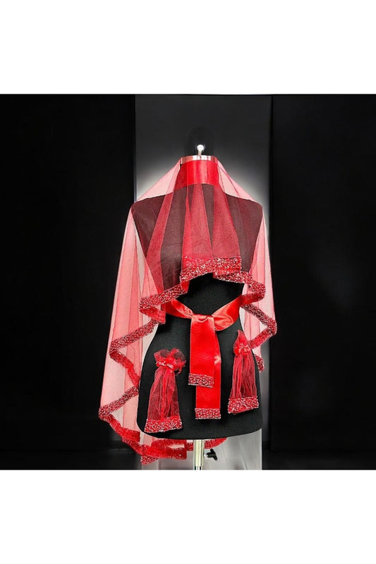 Işıltılı Kırmızı Taşlarla Süslenmiş Duvak ve Kemer Seti