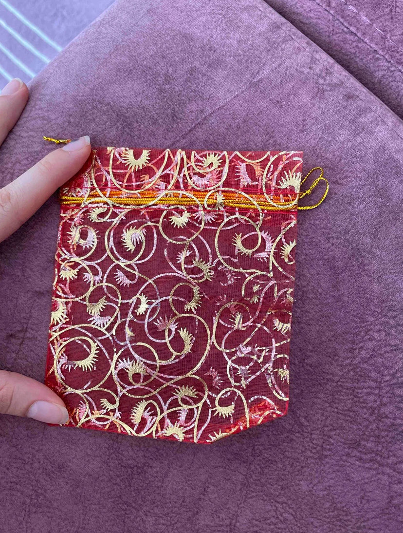 50 Adet Kırmızı Tül Çerez Kesesi 9x12 cm – Kına, Nişan, Söz ve Davetler İçin Şık Hediye Kesesi