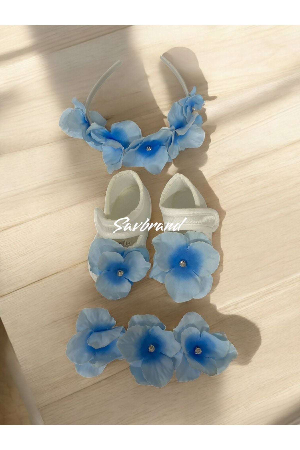 Ortancalı Lohusa Anne Tacı Bandanası ve Bebek Patiği