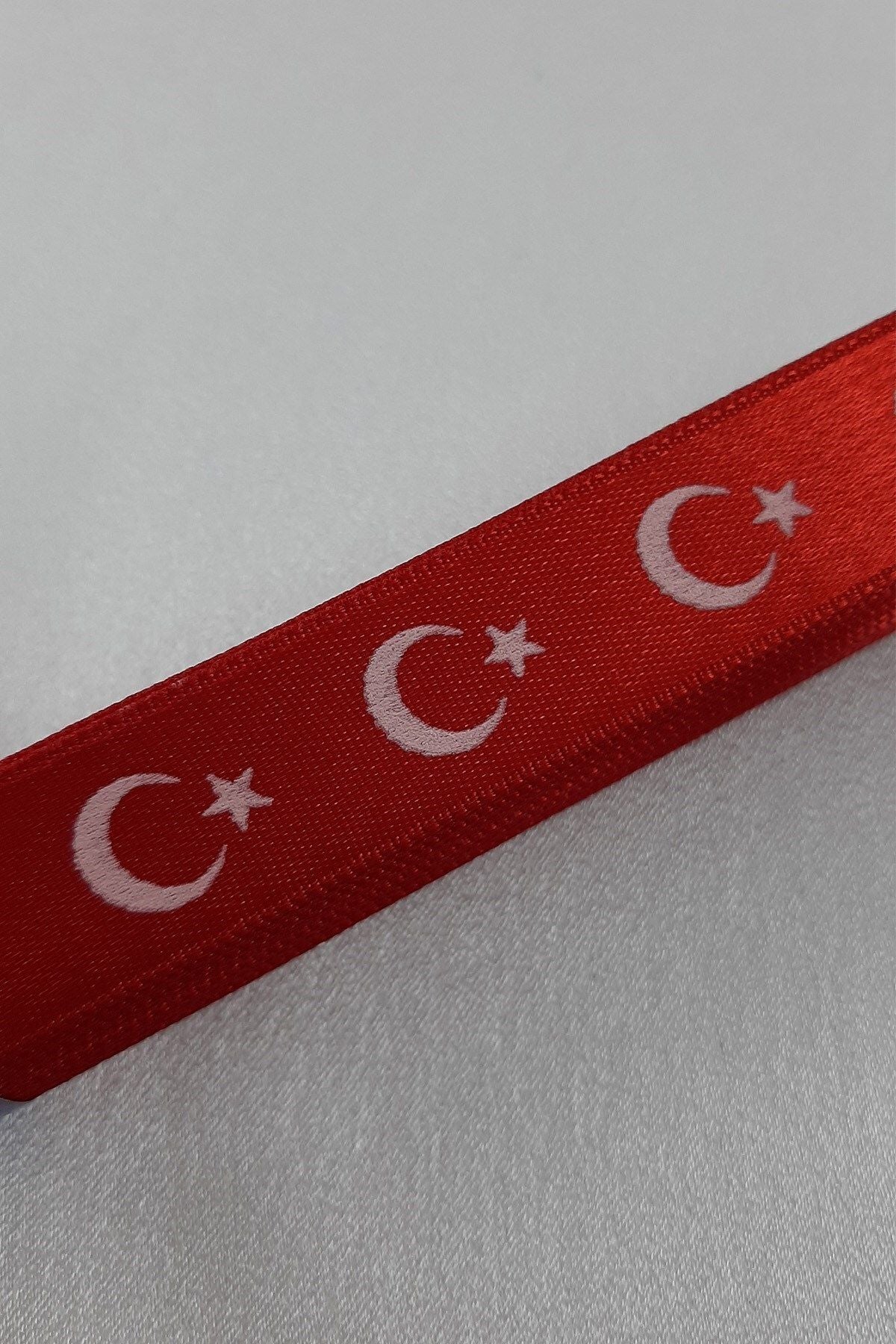 Kırmızı Ay Yıldız Bayrak Desenli Saten Kurdele
