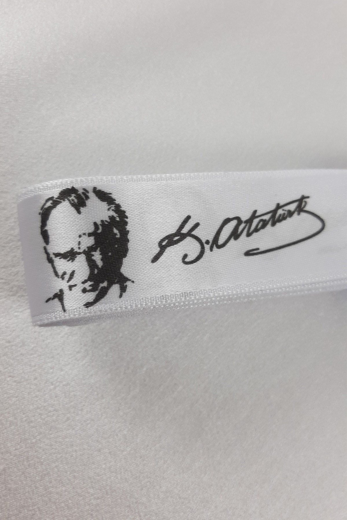 Beyaz K.atatürk Baskılı Saten Kurdele