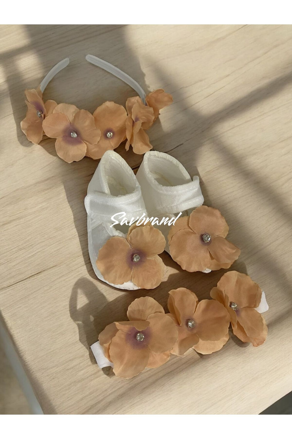 Ortancalı Lohusa Anne Tacı Bandanası ve Bebek Patiği