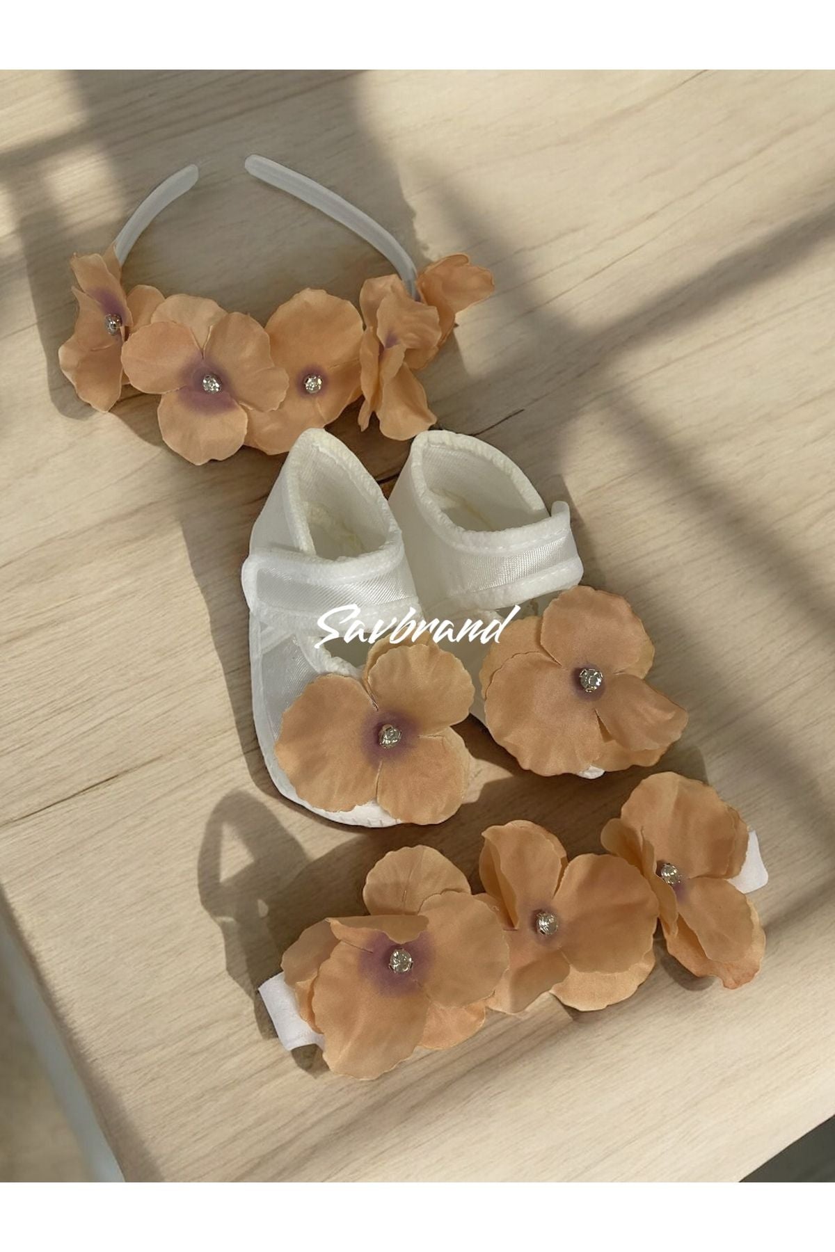 Ortancalı Lohusa Anne Tacı Bandanası ve Bebek Patiği