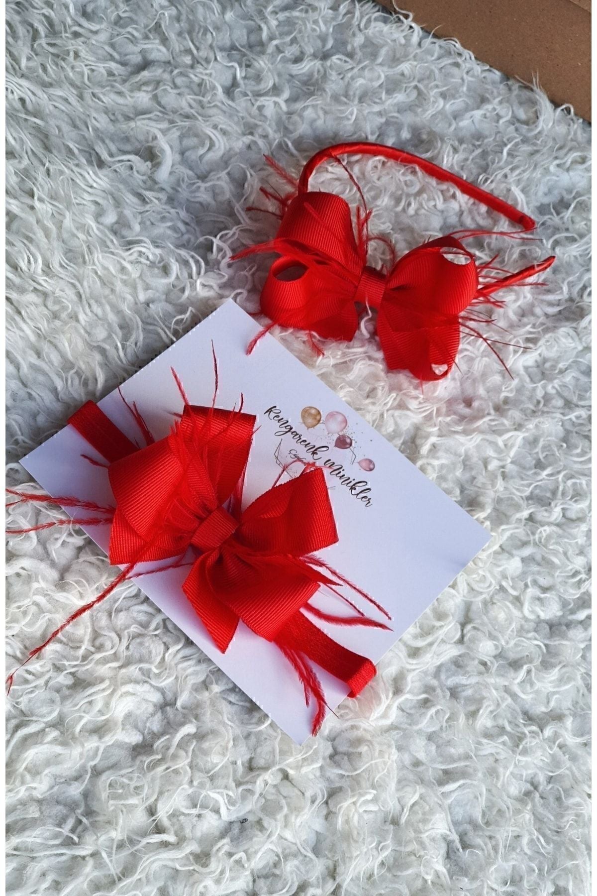 Kırmızı  Tüylü Anne Bebek Lohusa Taç Seti ( Yılbaşı Konseptli Taçlar)