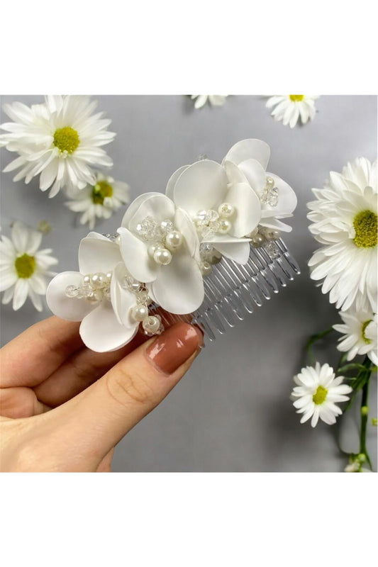 Haarspange mit Hortensienblüten und Perlen