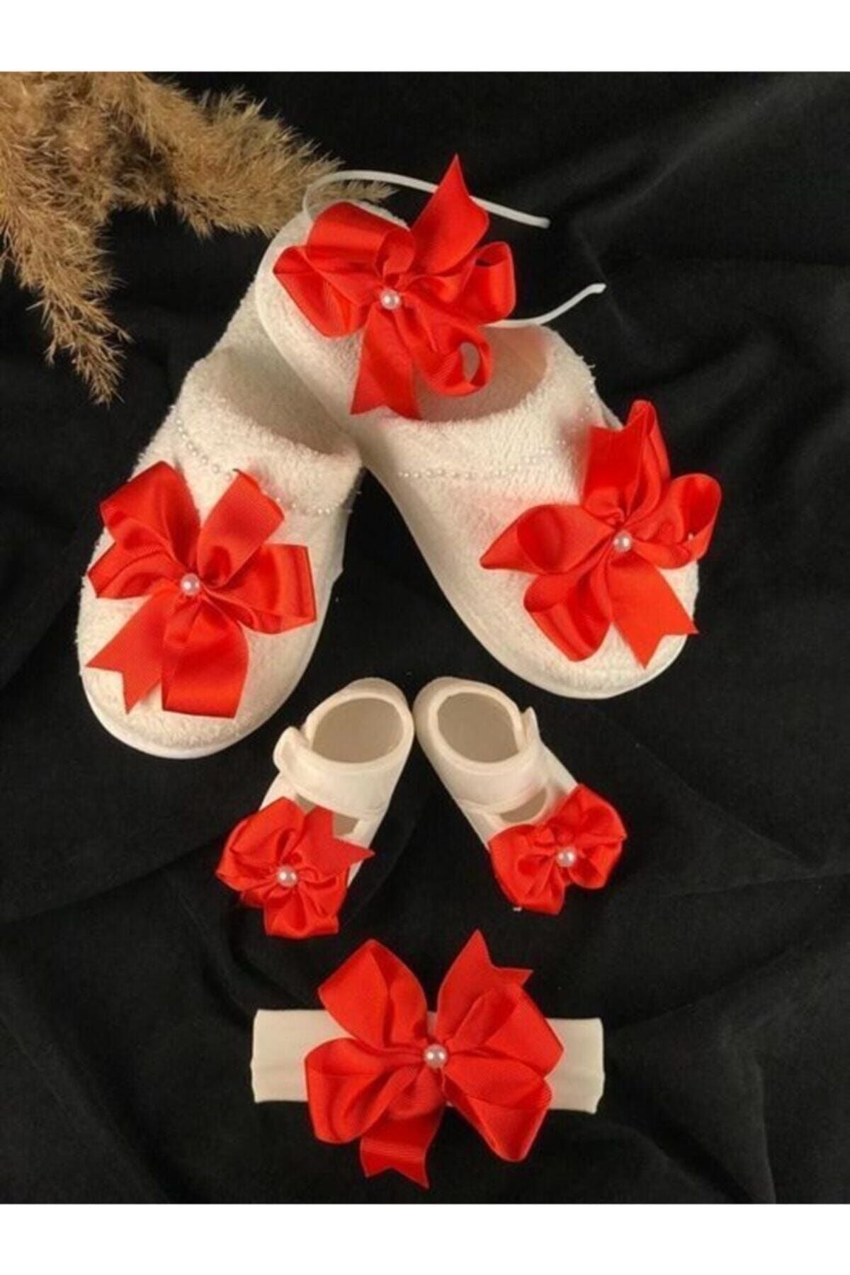 Fiyonklu Lohusa Terlik Taç 4 Lü Set
