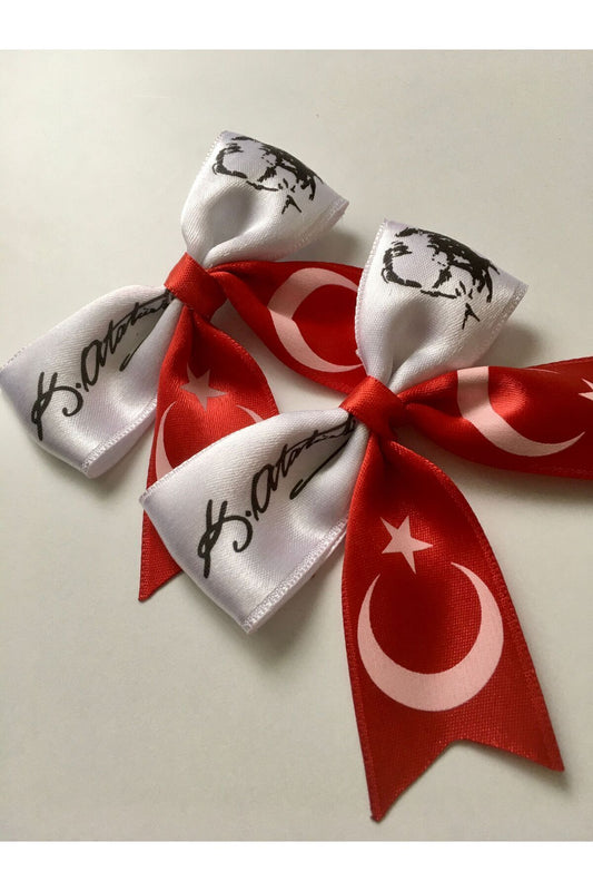 29 Ekim 23 Nisan Atatürk Imzalı Ve Türk Bayraklı Klips Toka 2’li