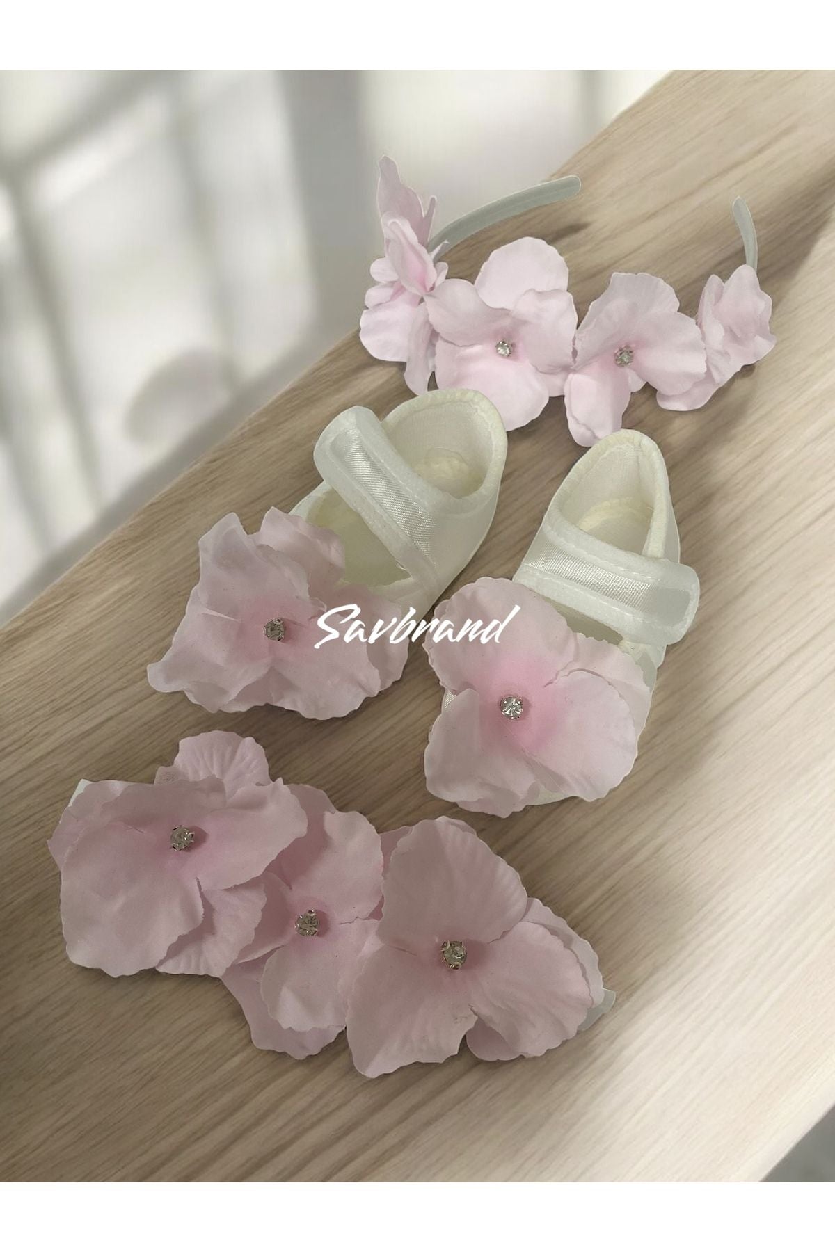 Ortancalı Lohusa Anne Tacı Bandanası ve Bebek Patiği