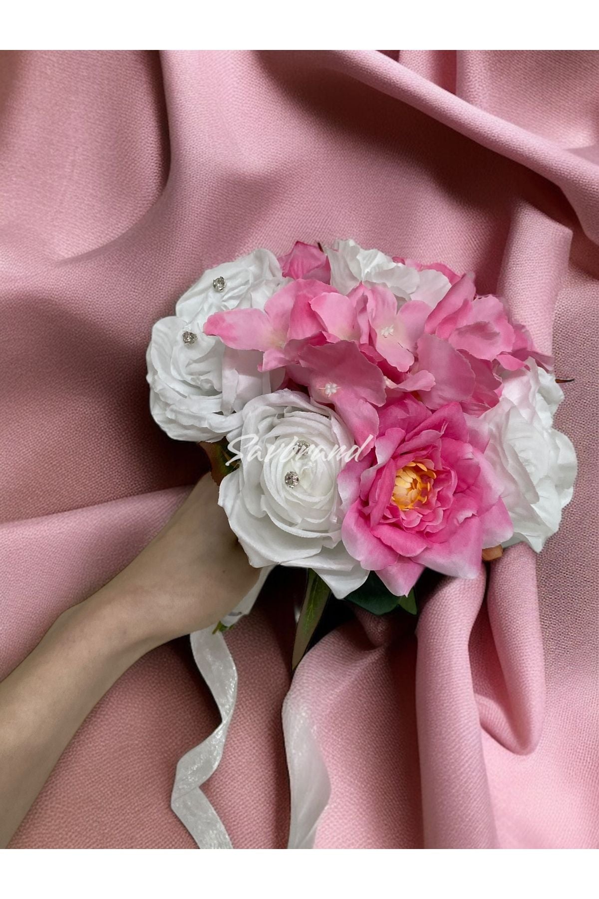 Rosa Brautstrauß aus Hortensien und Rosen