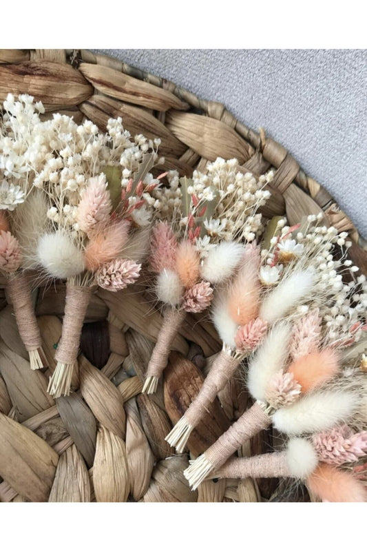 Boutonniere für den Trauzeugen und Bräutigam (5 Sets)