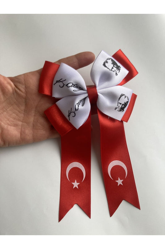 El Yapımı Atatürk Imza Baskılı Kırmızı Beyaz Tüylü 23 Nisan Klips Toka