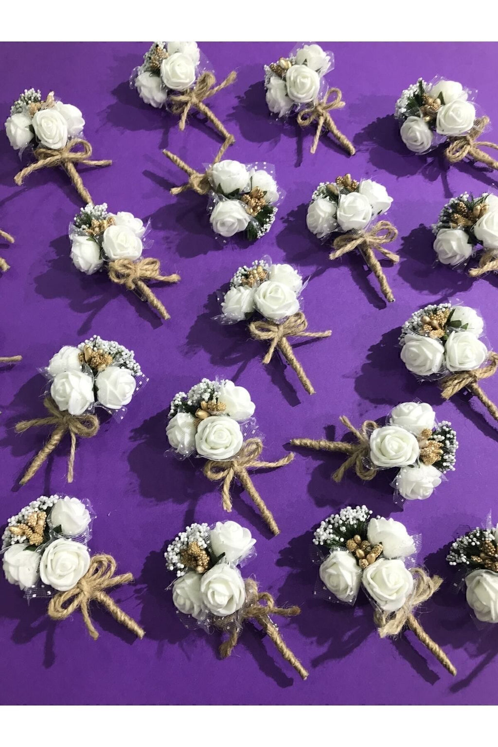10 Boutonnieres - Boutonnieres des Bräutigams - Boutonnieres des Trauzeugen