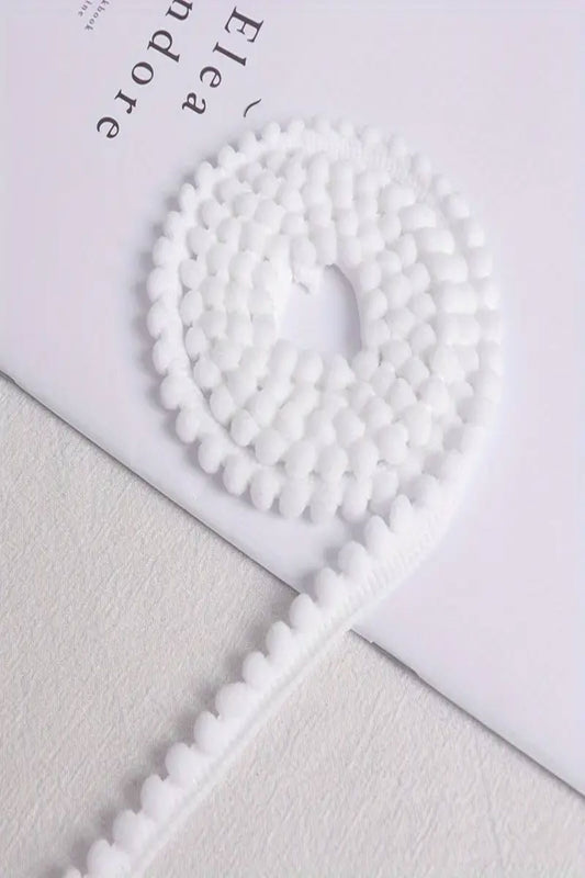 2 Meter Pompomband – Stilvolle Details für Mode und Wohndekoration