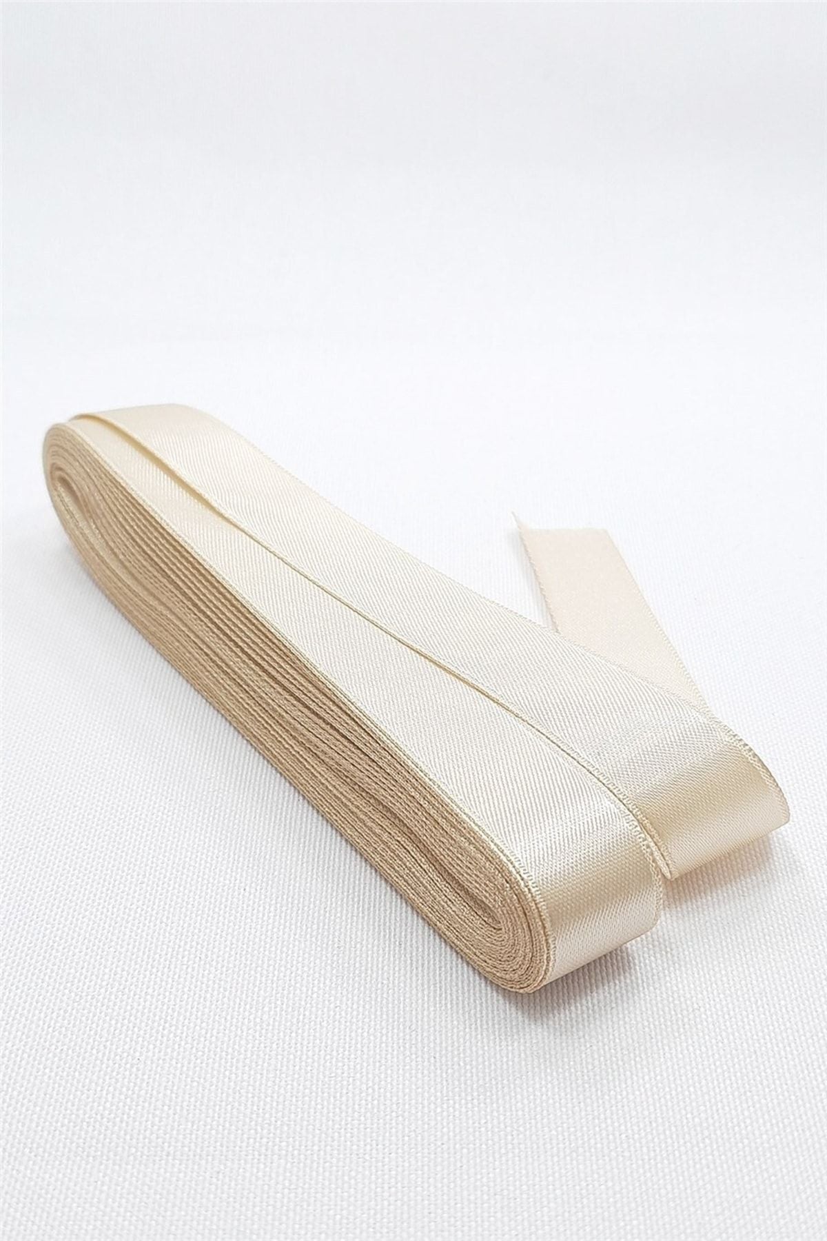 2cm Bej Saten Kurdele 10mt Moskova