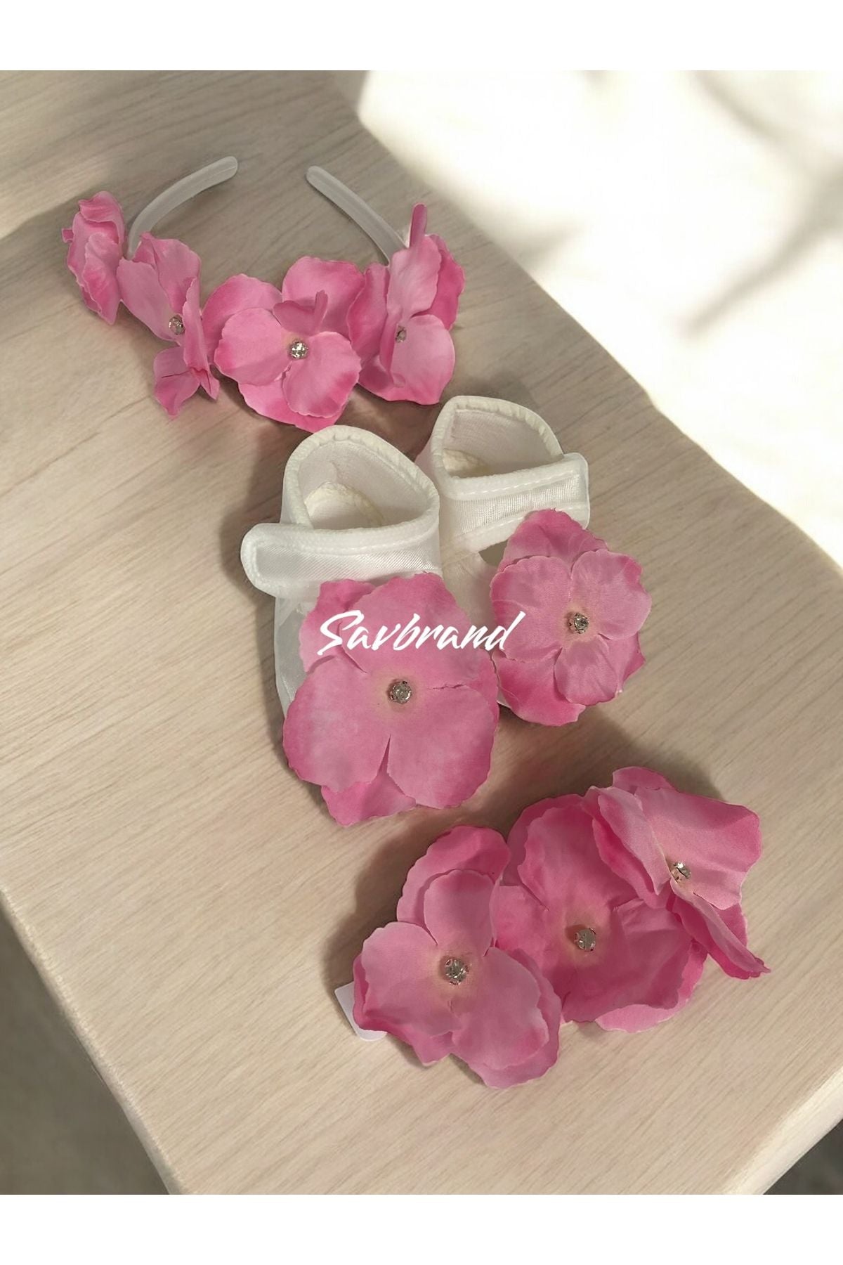 Ortancalı Lohusa Anne Tacı Bandanası ve Bebek Patiği