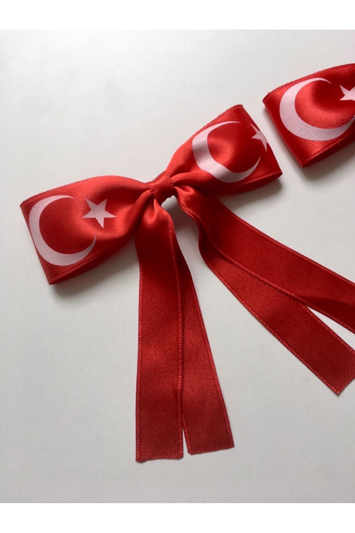 Çocuk Türk Bayraklı Fiyonk Toka 29 Ekim 23 Nisan