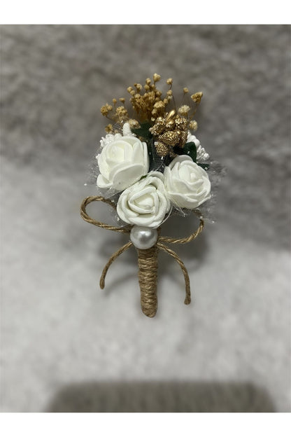 Schneeweiße Boutonniere mit weißen Tüllblumen und Gypsolu, weiße Latex-Gypsolu-Anstecknadel
