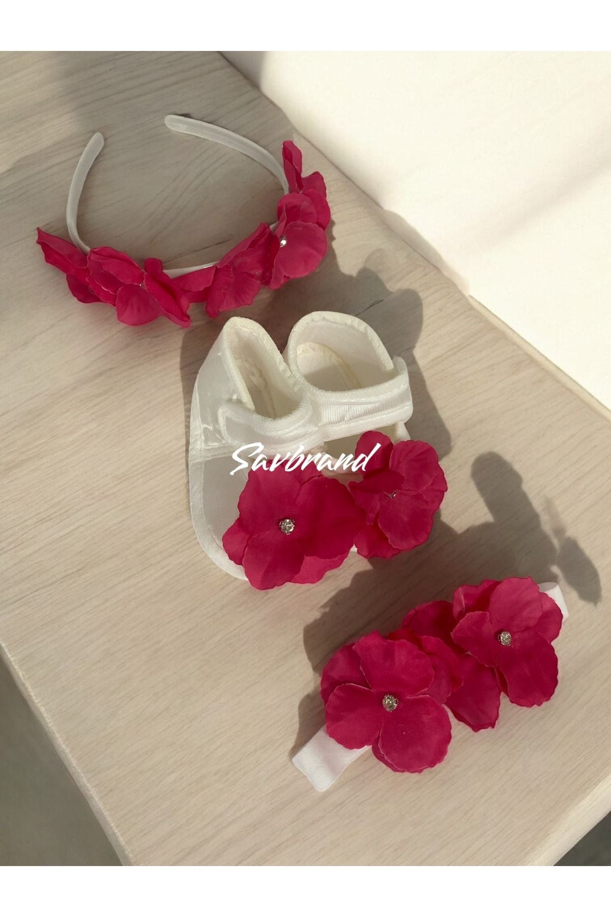 Ortancalı Lohusa Anne Tacı Bandanası ve Bebek Patiği