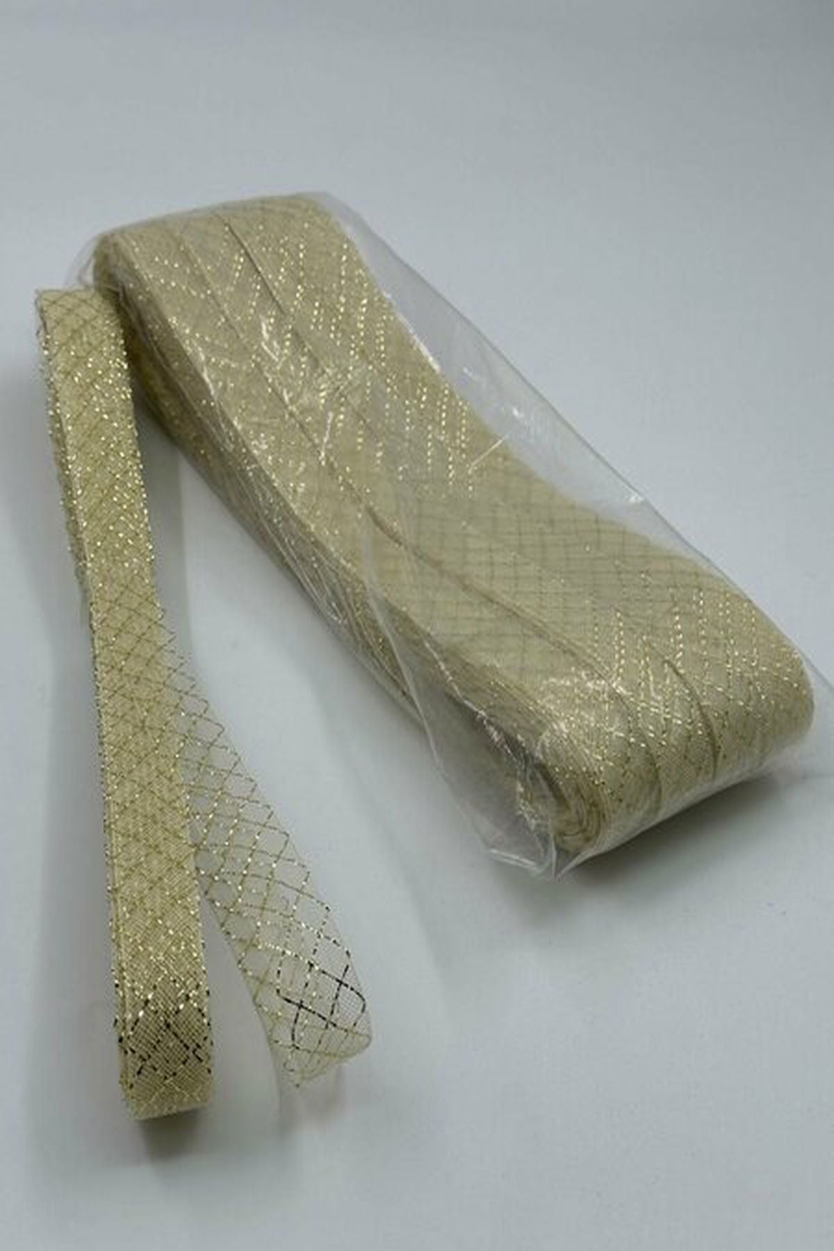 Simli Gren Kurdele – 2 cm Eninde, 22.5 Metre Uzunlukta Süsleme Kurdelası