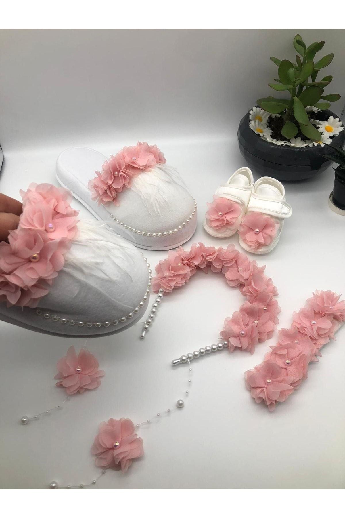 Lohusa Seti Pudra Pembesi Çiçekli Loğusa Seti Taç Terlik Bandana Patik Seti