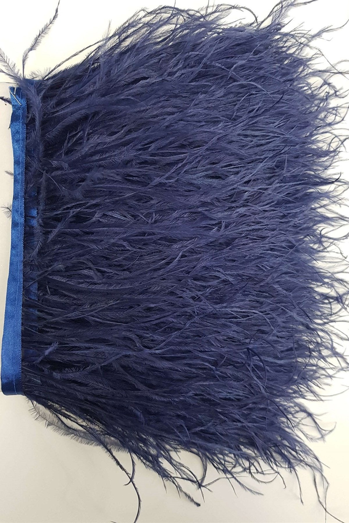 Lacivert Deve Kuşu Tüyü 1 Metre – Şerit Otriş Tüy Süsleme için Lüks Aksesuar