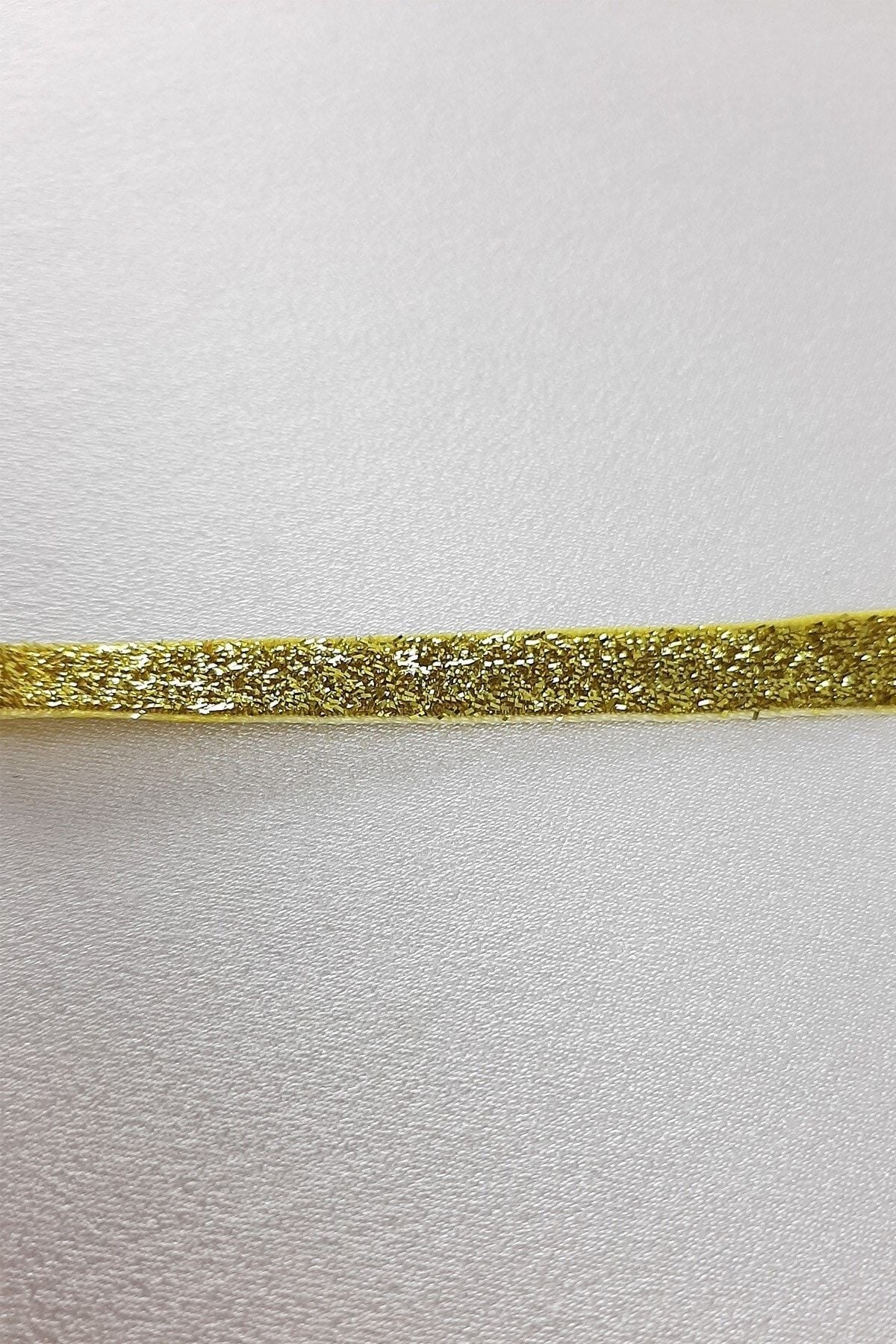 Altın Sarısı Simli Kadife Kurdele En 1 Cm 1 Metre