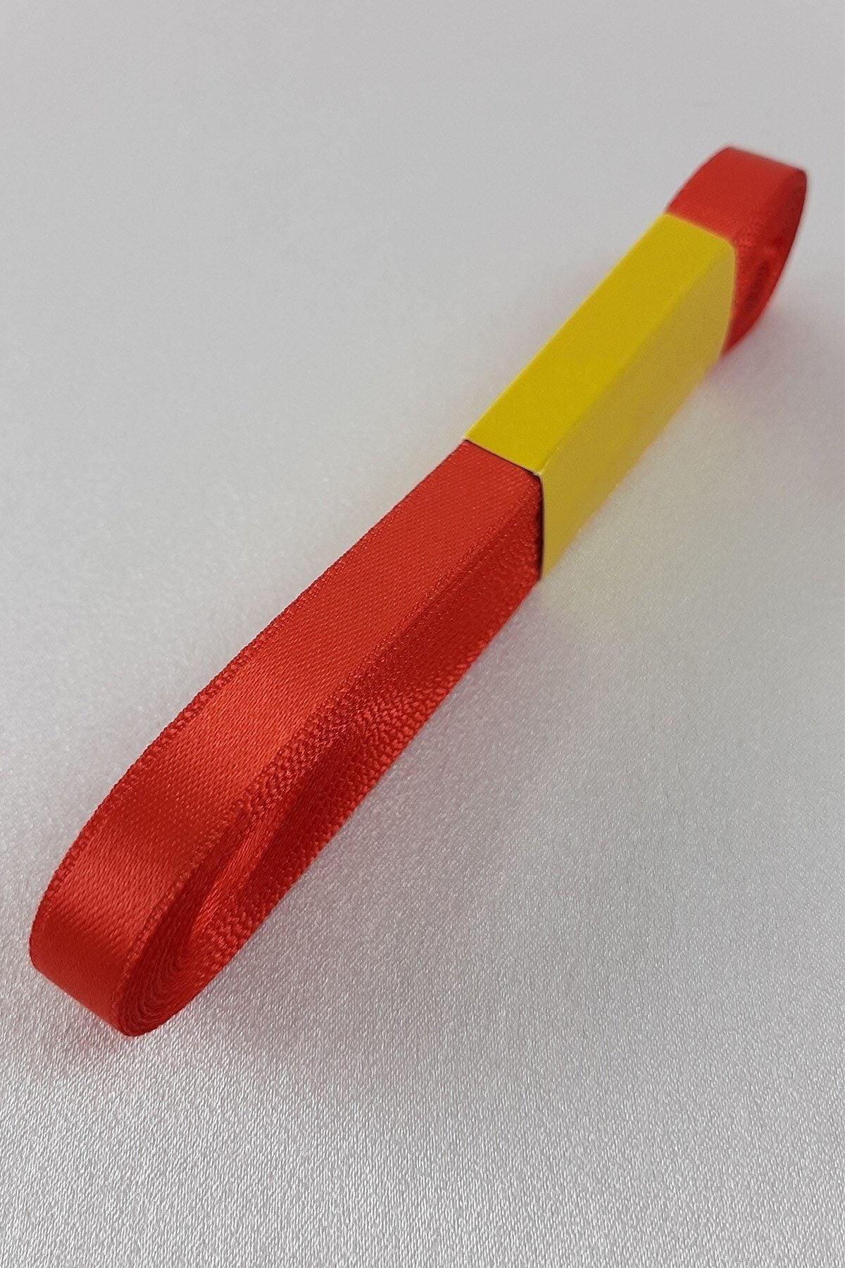 Kırmızı Saten Kurdele 1 cm 1 Top 10 Metre