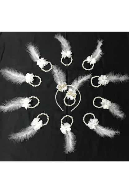 1 Brautkrone und Armband, 10 Brautjungfernarmbänder mit Perlen und Federn