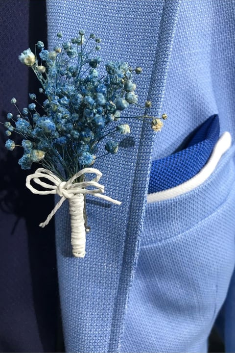 Boutonnieres für Bräutigam und Trauzeugen – handgefertigte Blue Chips, 10 Stück